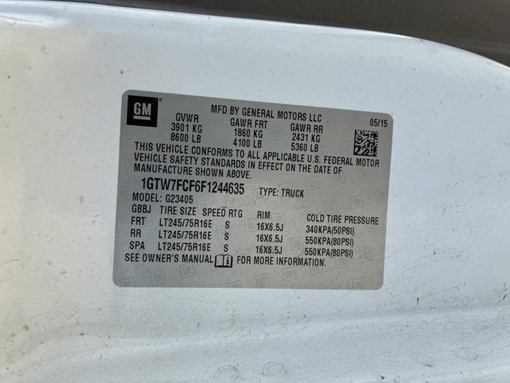 2015-gmc-savana-g2500-image-19