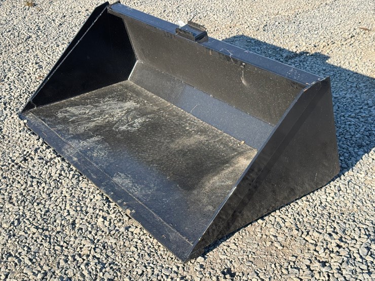 #4043-•-66-inch-smooth-bucket-image-1