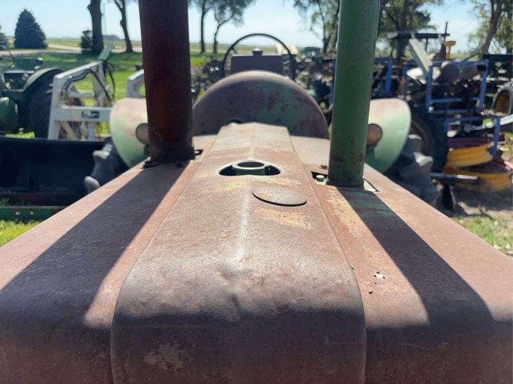 john-deere-70-image-15