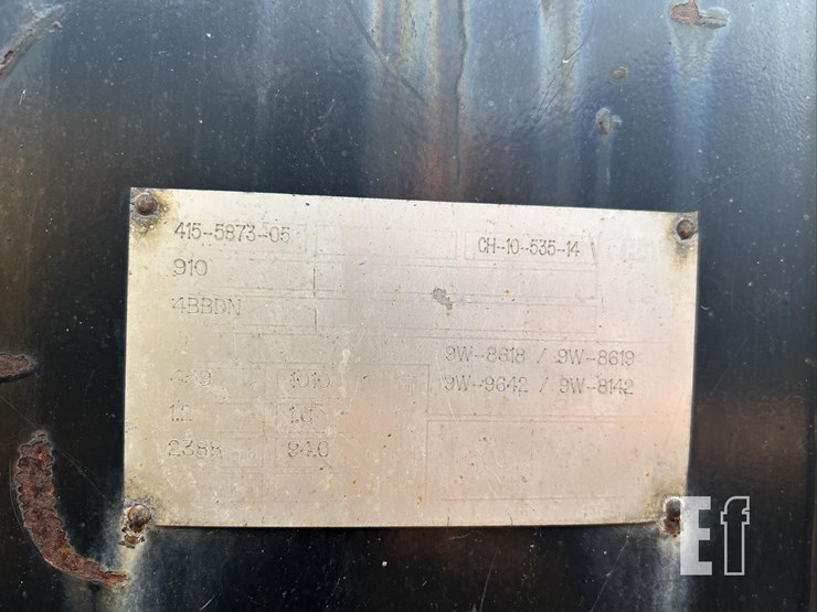 2015-caterpillar-910k-image-54
