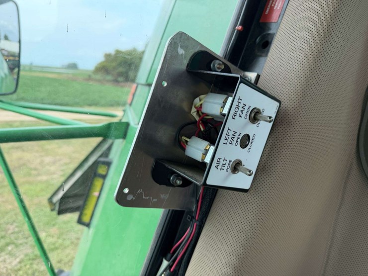 1997-john-deere-9600-image-61