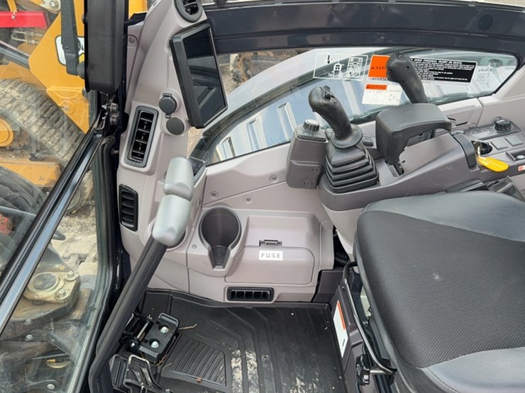 2024-kubota-kx057-5-image-18