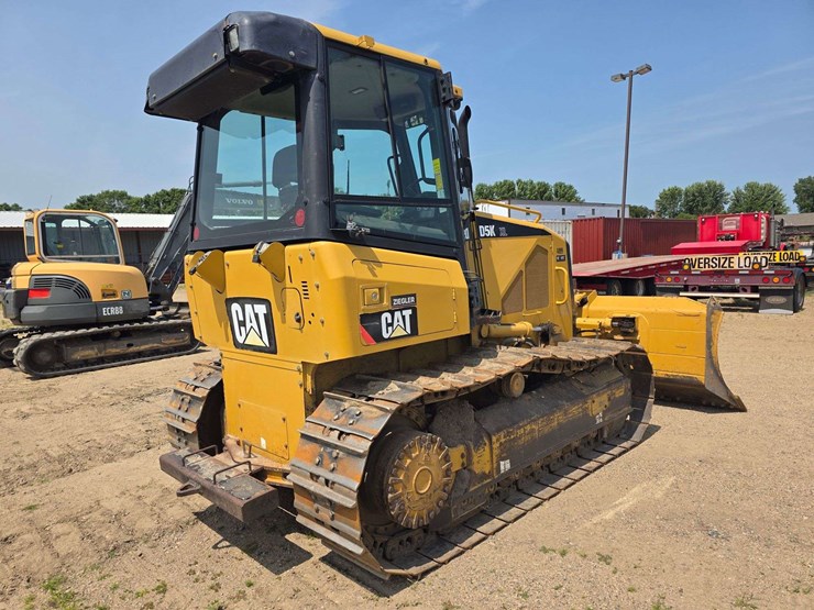 2008-caterpillar-c4.4-image-34