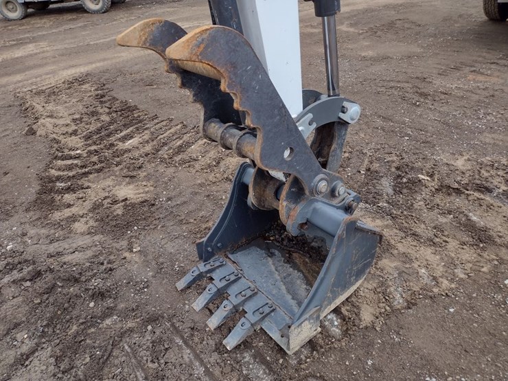 bobcat-e35-image-24