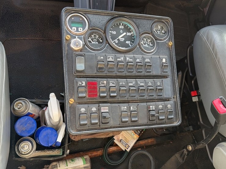 2007-international-durastar-4300-image-20