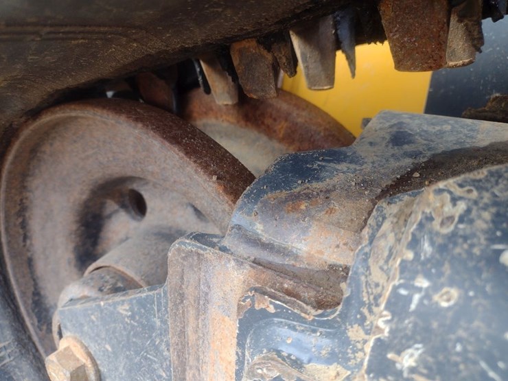 deere-325g-image-14