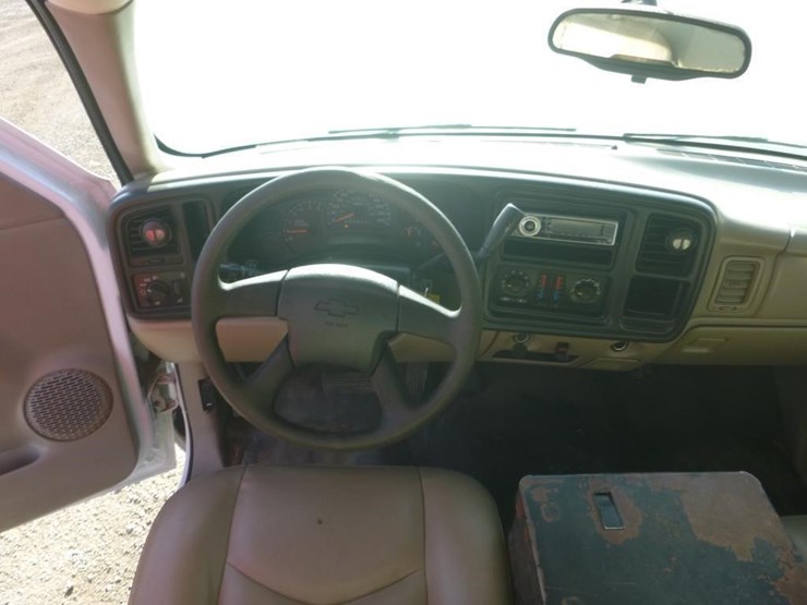 2006-chevrolet-1500-image-1