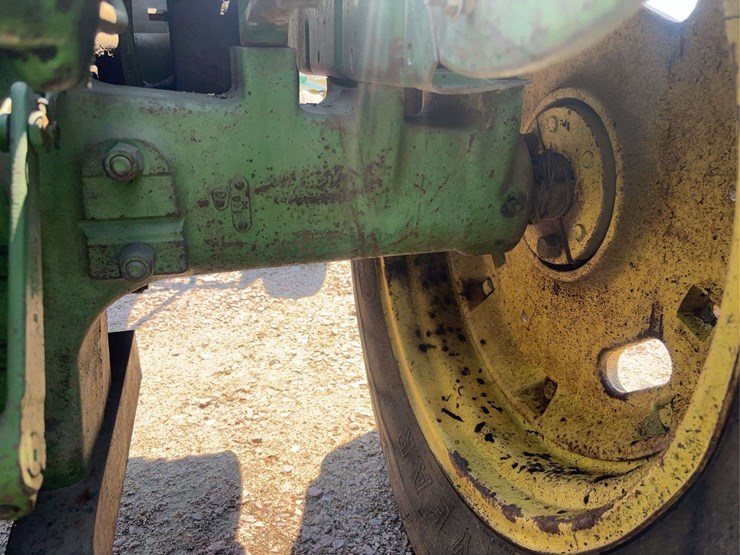 john-deere-630-image-84
