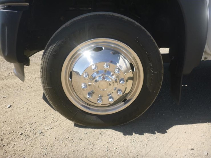 2011-ford-f450-image-19