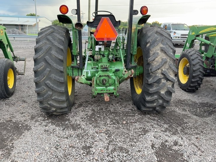 john-deere-2940-image-12