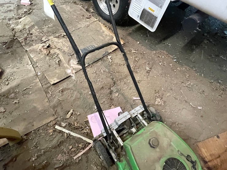 #7105-•-lawn-boy-push-mower-image-7
