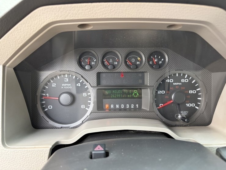 2009-ford-f350-xl-image-23