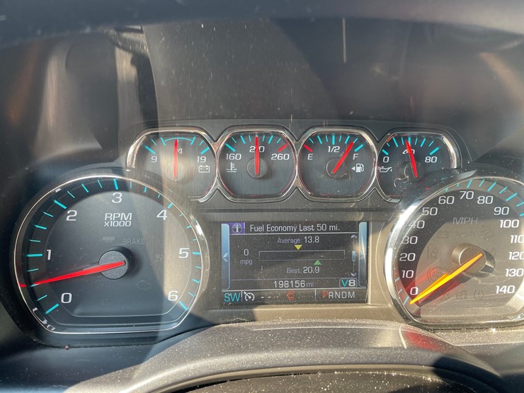 2015-chevrolet-1500-image-14