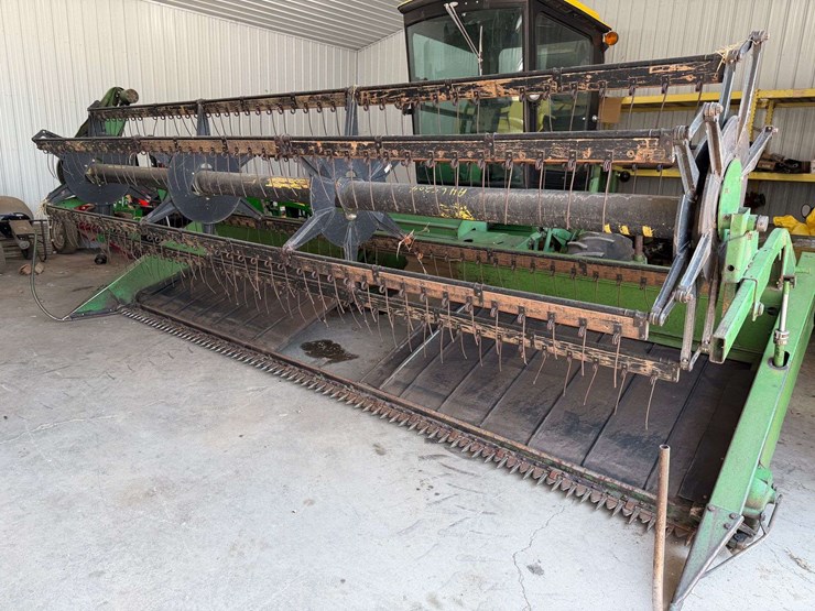 john-deere-2320-image-5