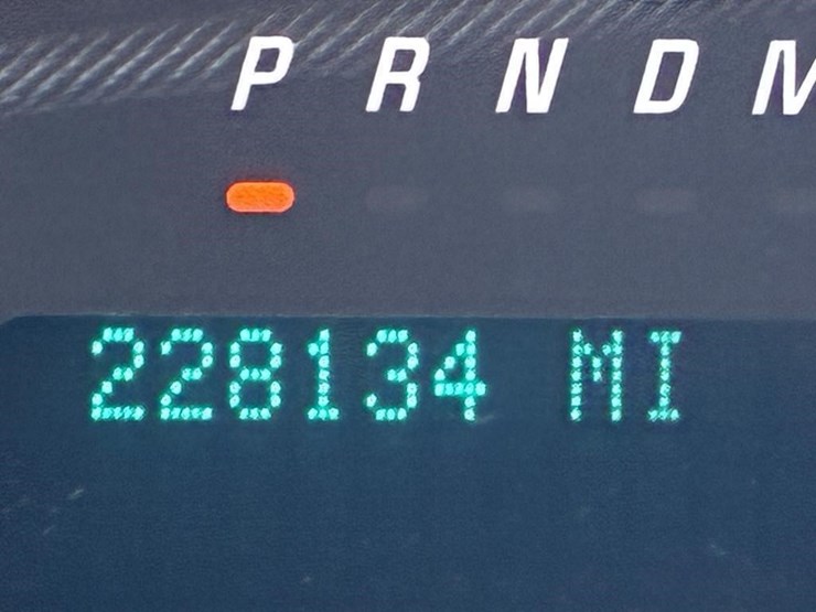 2017-chevrolet-express-g3500-image-16