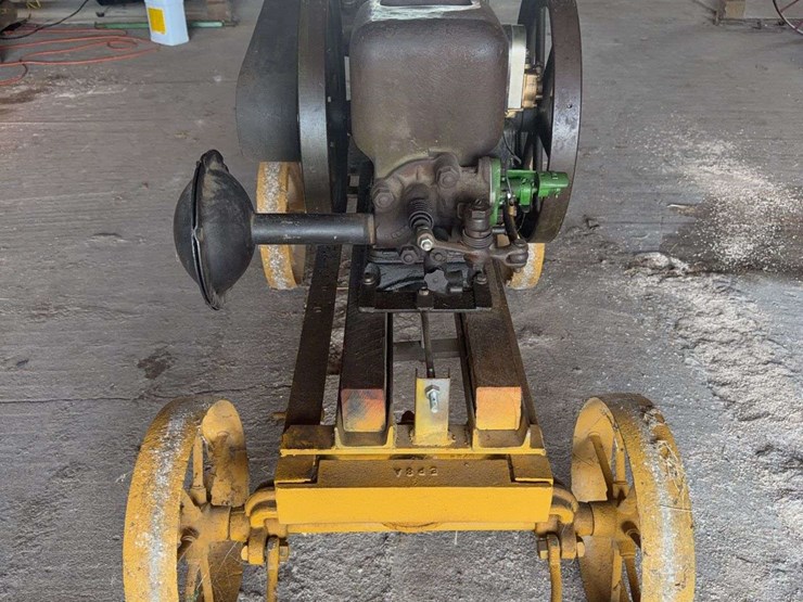 john-deere-112-image-2