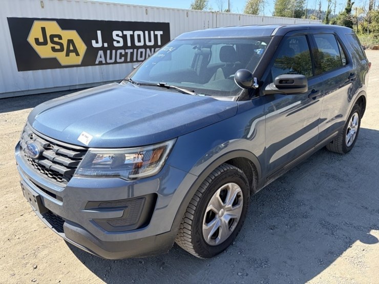 2017-ford-explorer-image-1