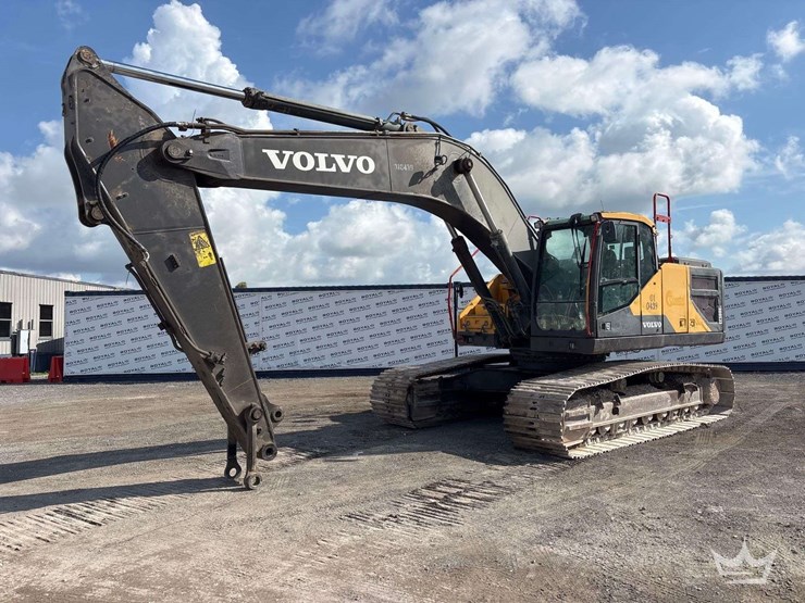 2016-volvo-ec300el-image-1