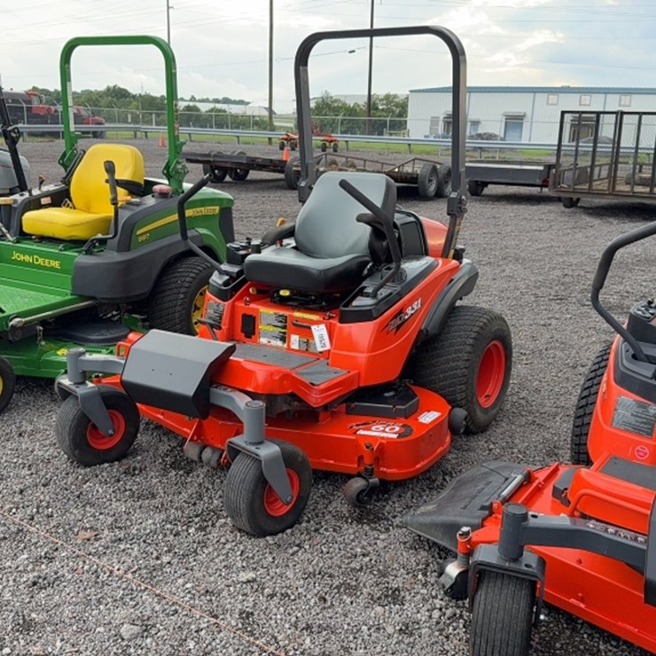 KUBOTA ZD331