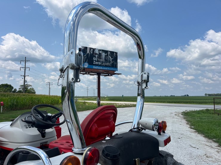 new-holland-boomer-8n-image-17