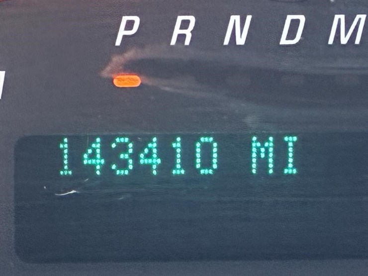 2015-gmc-savana-g2500-image-15
