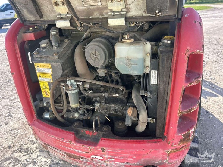 2019-takeuchi-tb216-image-8
