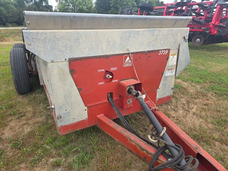 2001-agco-3739-image-4