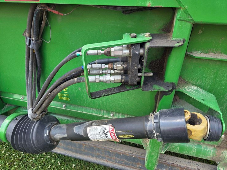 2013-john-deere-630f-image-9