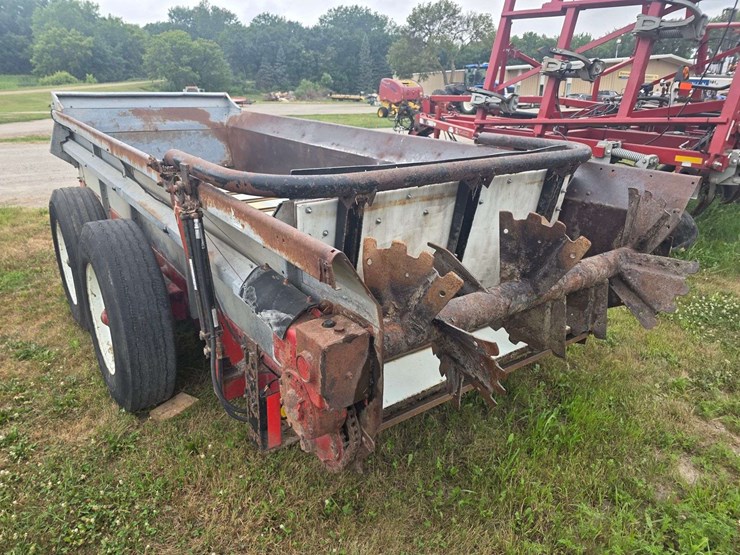 2001-agco-3739-image-22