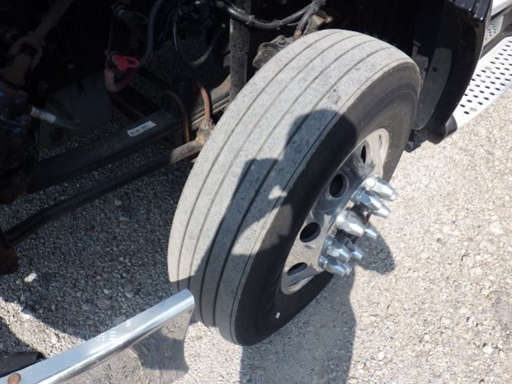 2015-kenworth-t660-image-24