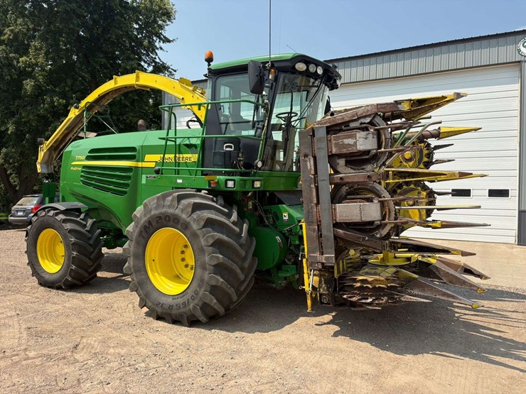 2012-john-deere-7750-image-1