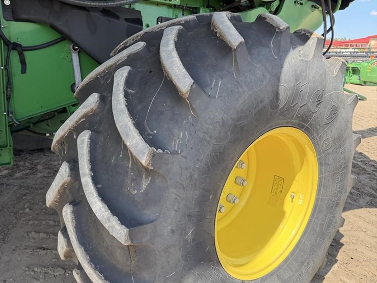 2020-john-deere-s790-image-17