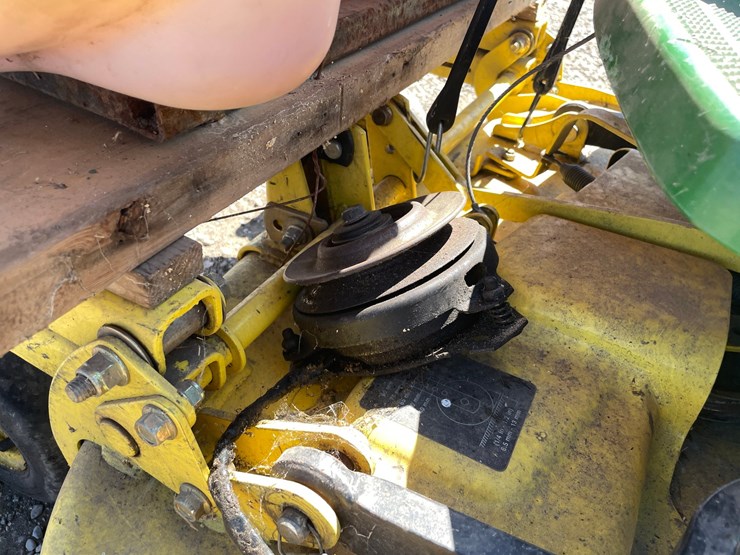 john-deere-f510-image-19