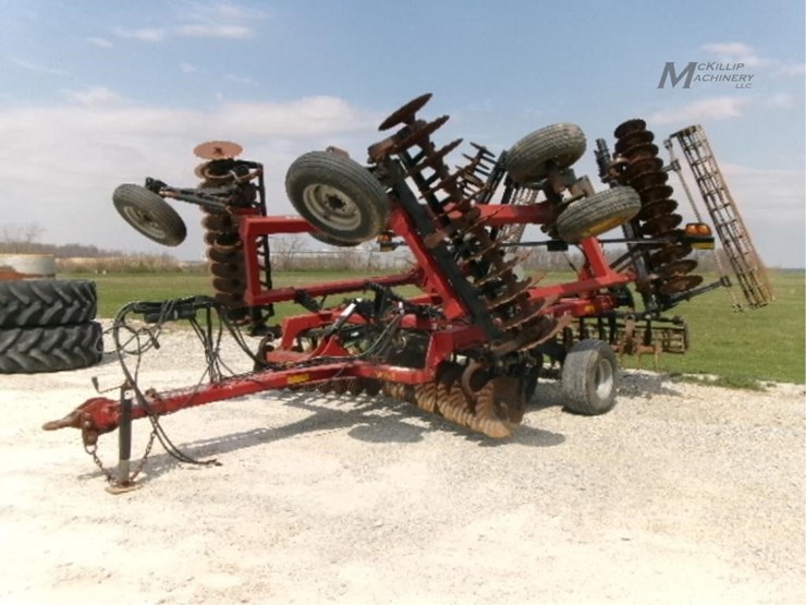 case-ih-true-tandem-330-turbo-image-1
