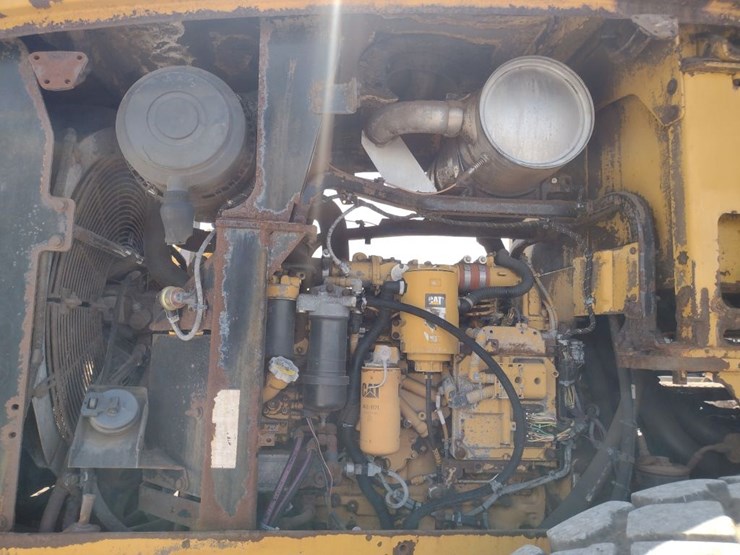 caterpillar-930k-image-35