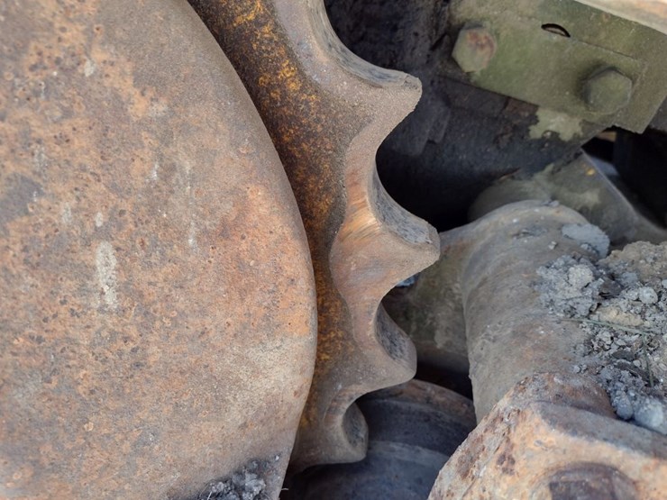 john-deere-350-image-21