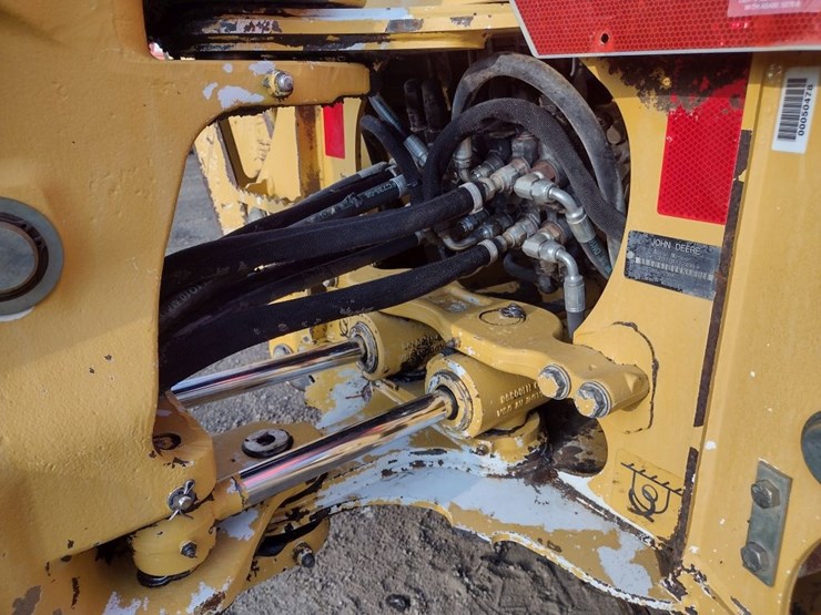 deere-110-image-32