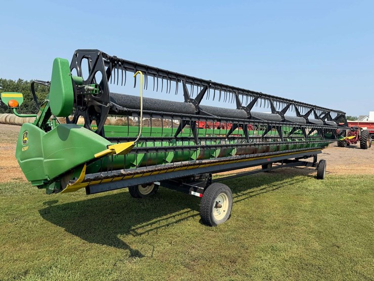 john-deere-630f-image-6
