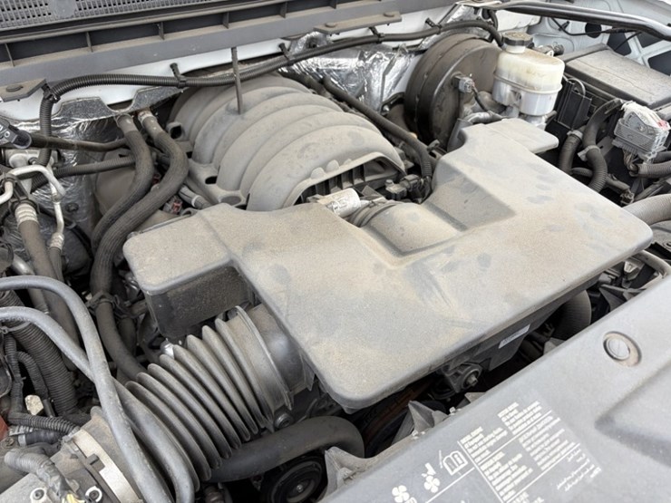2017-chevrolet-silverado-1500-image-12