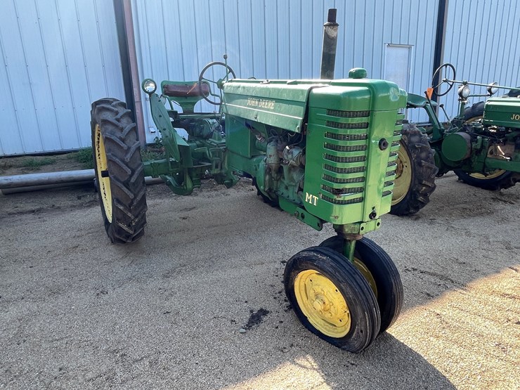john-deere-mt-image-3
