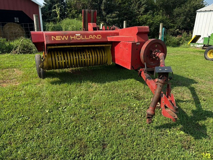 new-holland-273-image-1