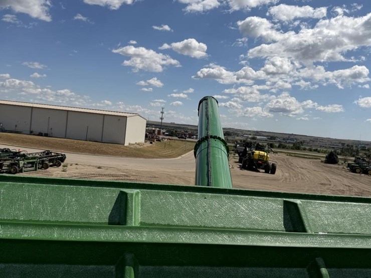 2020-john-deere-s790-image-109