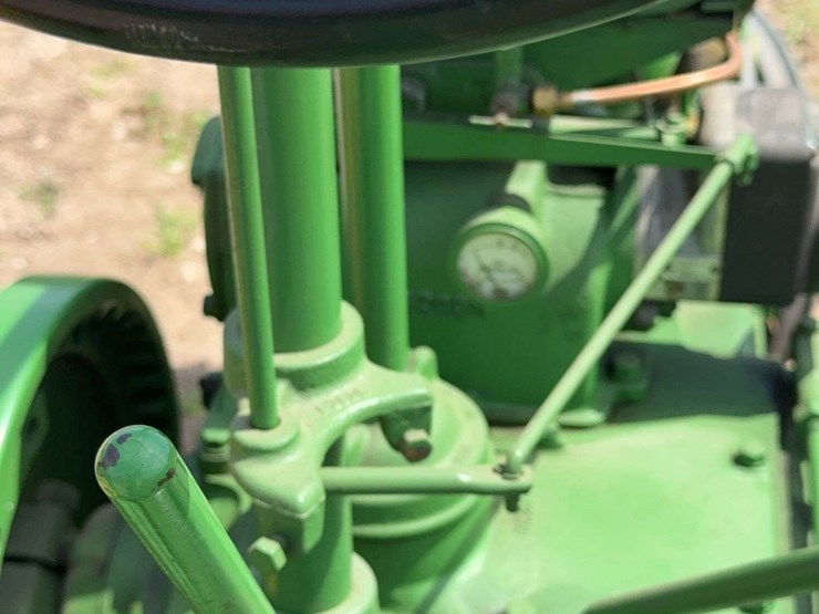 john-deere-model-b-image-38
