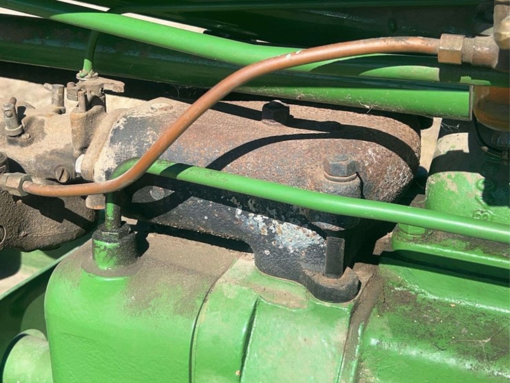 john-deere-model-b-image-64
