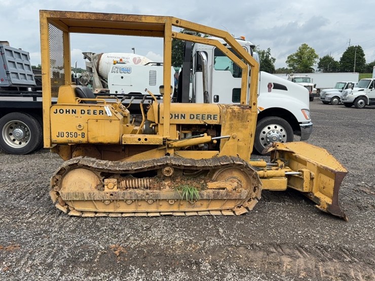 john-deere-350-image-4