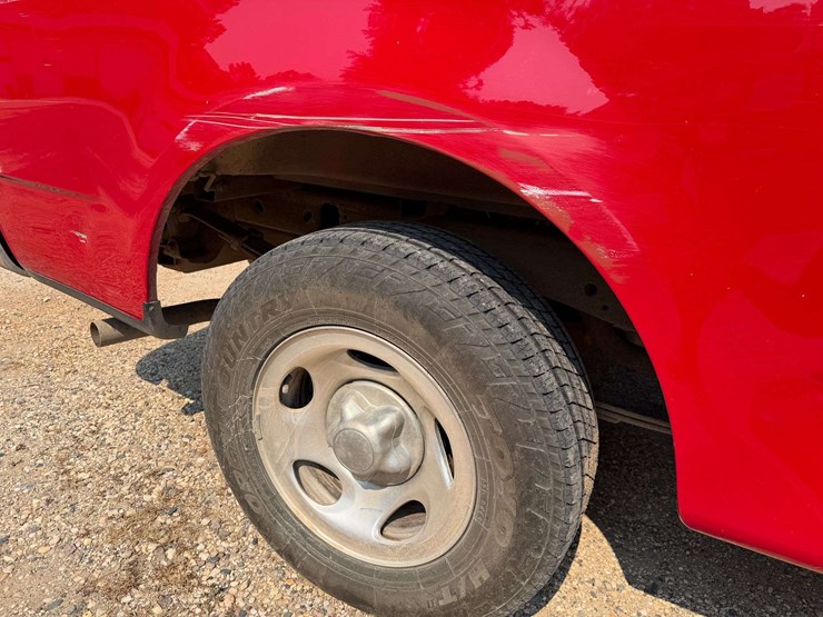 2004-ford-f150-image-27