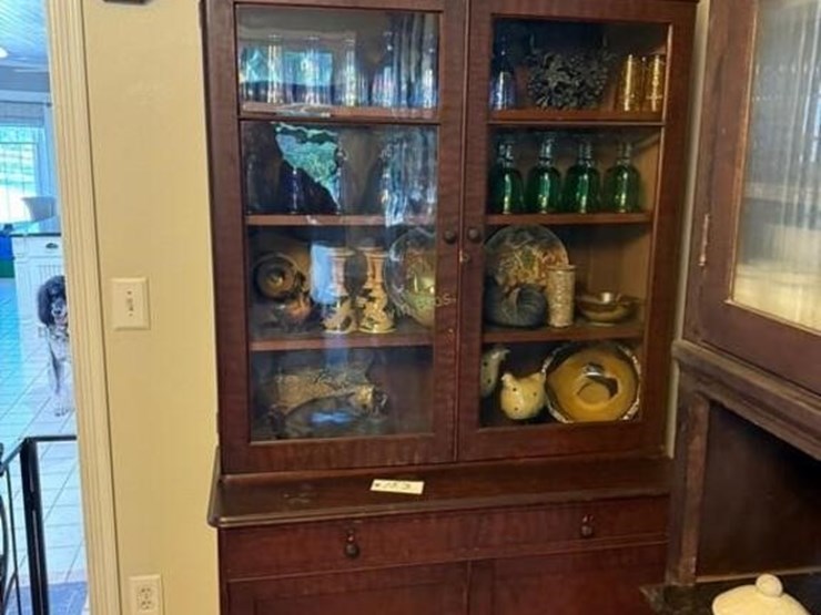 wood-glass-door-cabinet-image-1