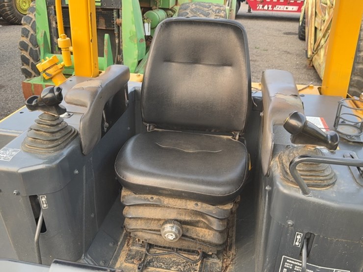 komatsu-d39ex-image-16