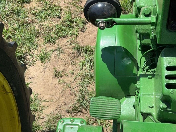john-deere-530-image-46
