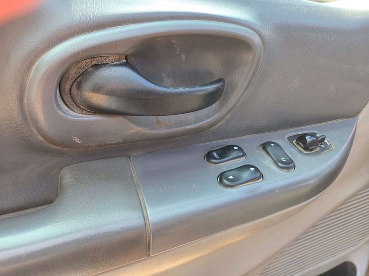 2002-ford-f150-image-22